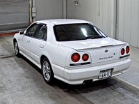 Nissan Skyline HR34 RB20 4 Door AUTO Grade 4/B (JAPAN STOCK)
